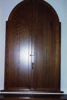 Ante d'oscuro interno in rovere